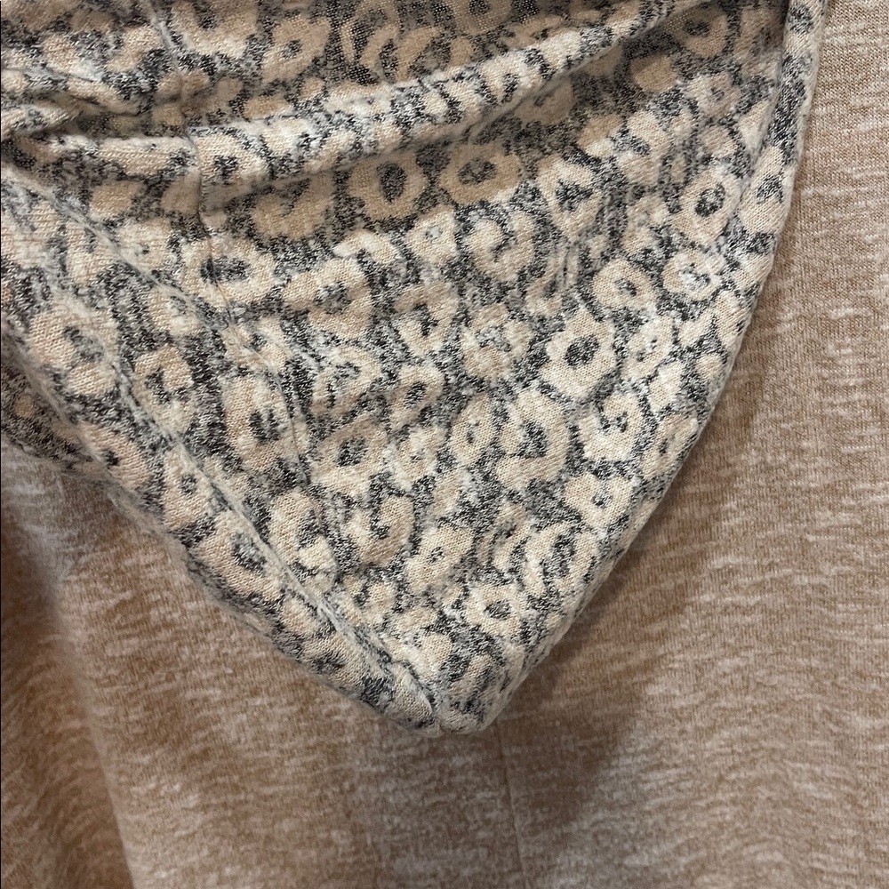 Cato  women’s shirt  size 18/20 - Picture 6 of 11